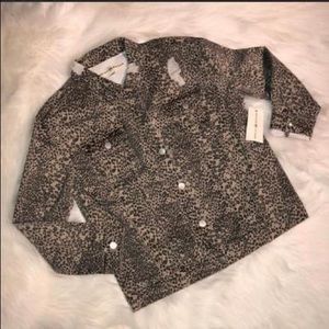 Loose leopard denim jacket